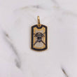 Dije Placa Calavera Espadas 7.1gr / 3.8cm / Circones Negros Blancos Oro Amarillo $