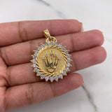 Dije Medalla Corona RX 8.4gr / 3.5cm / Circones Blancos Oro Amarillo $