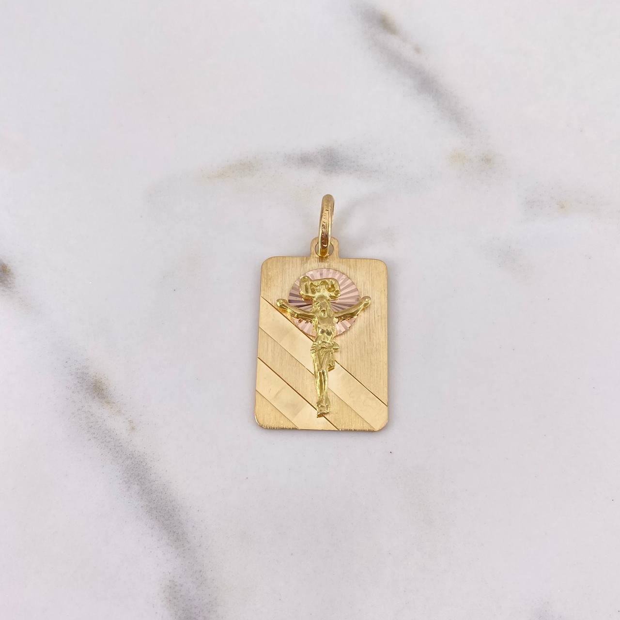 Dije Placa Cristo 6.3gr / 3.2cm / Diamantado Dos Oros Amarillo Rosa 18K $