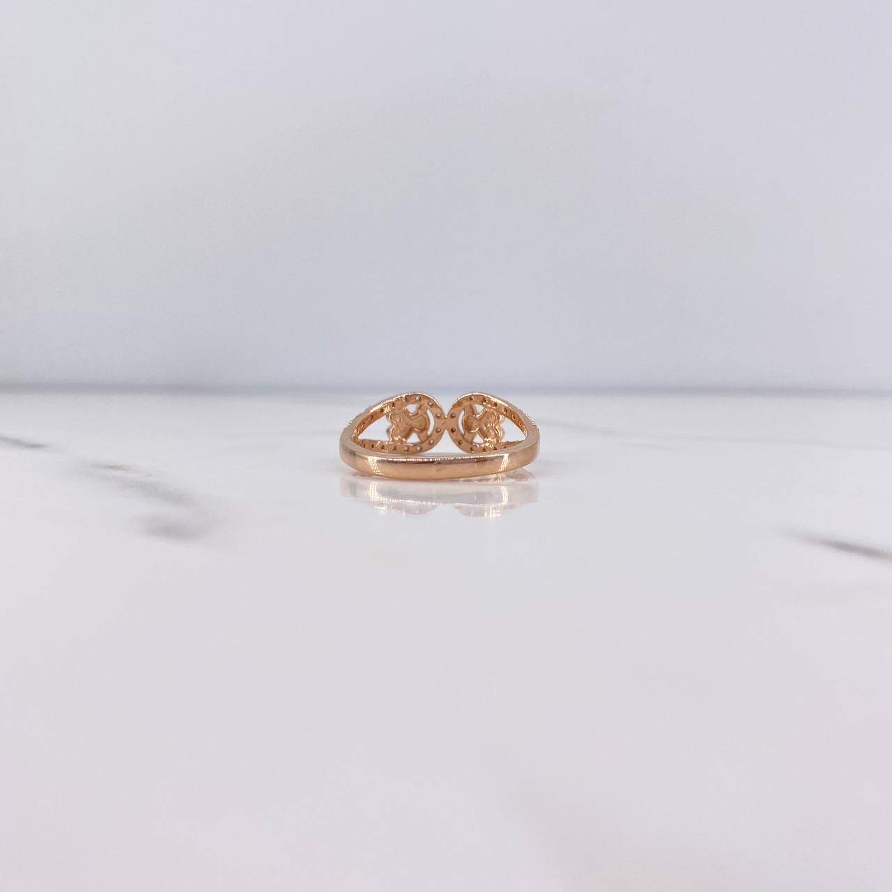 Anillo Oso Ts 2.6gr / T7 1/4 / Circones Blancos Oro Rosa 18K $