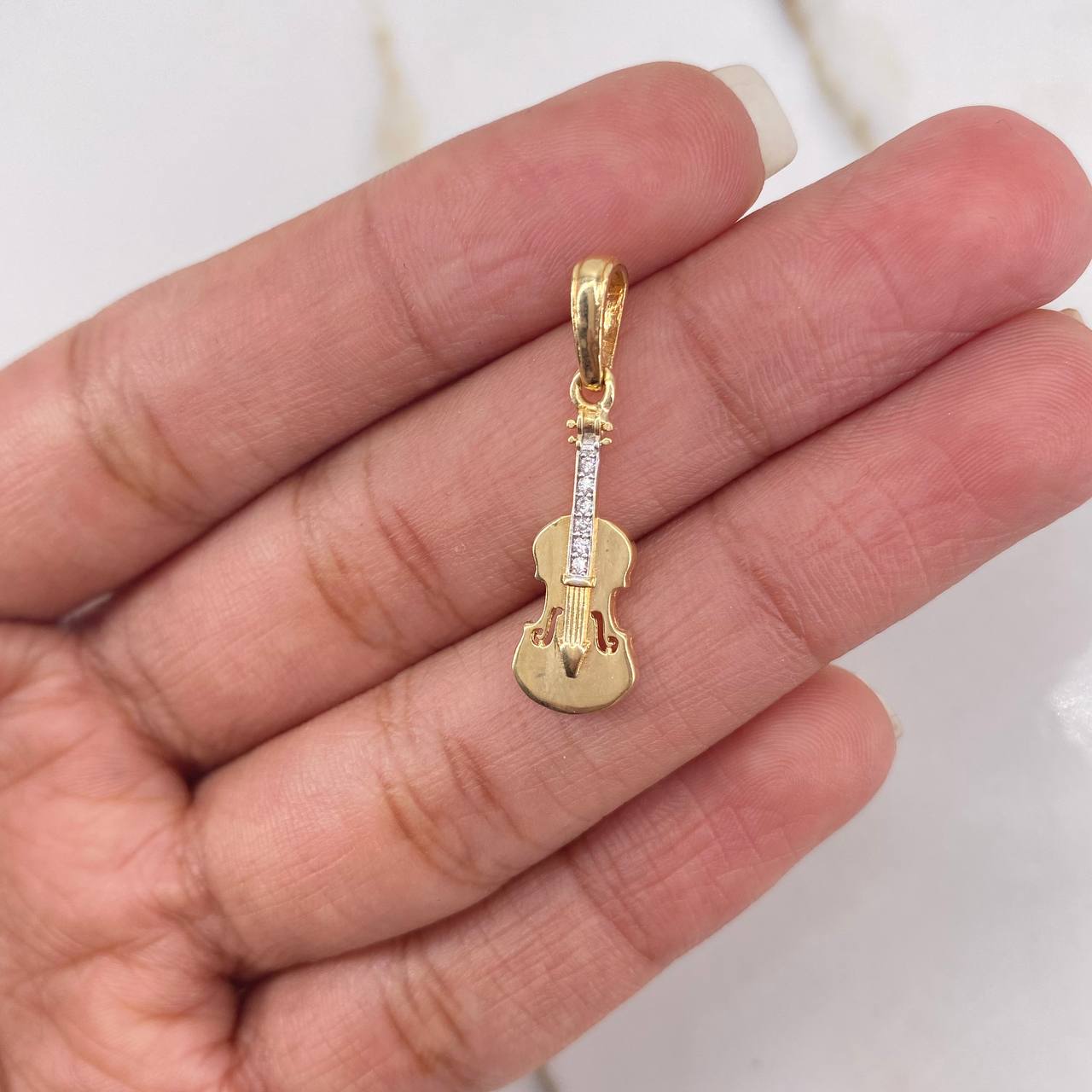 Dije Violin 1.2gr / 2.5cm / Circones Blancos Dos Oros Amarillo Blanco $
