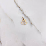 Dije Letra B 0.9gr / Circones Blancos Dos Oros Amarillo Blanco $