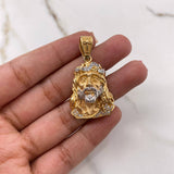 Dije Rostro de Cristo 9.1gr / 4cm / Circones Blancos Dos Oros Amarillo Blanco $