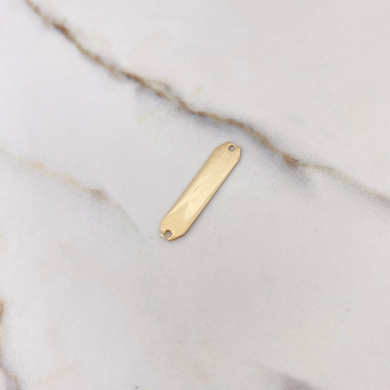 Herraje Placa Octagonal 0.8gr / 2cm / Lisa Oro Amarillo $