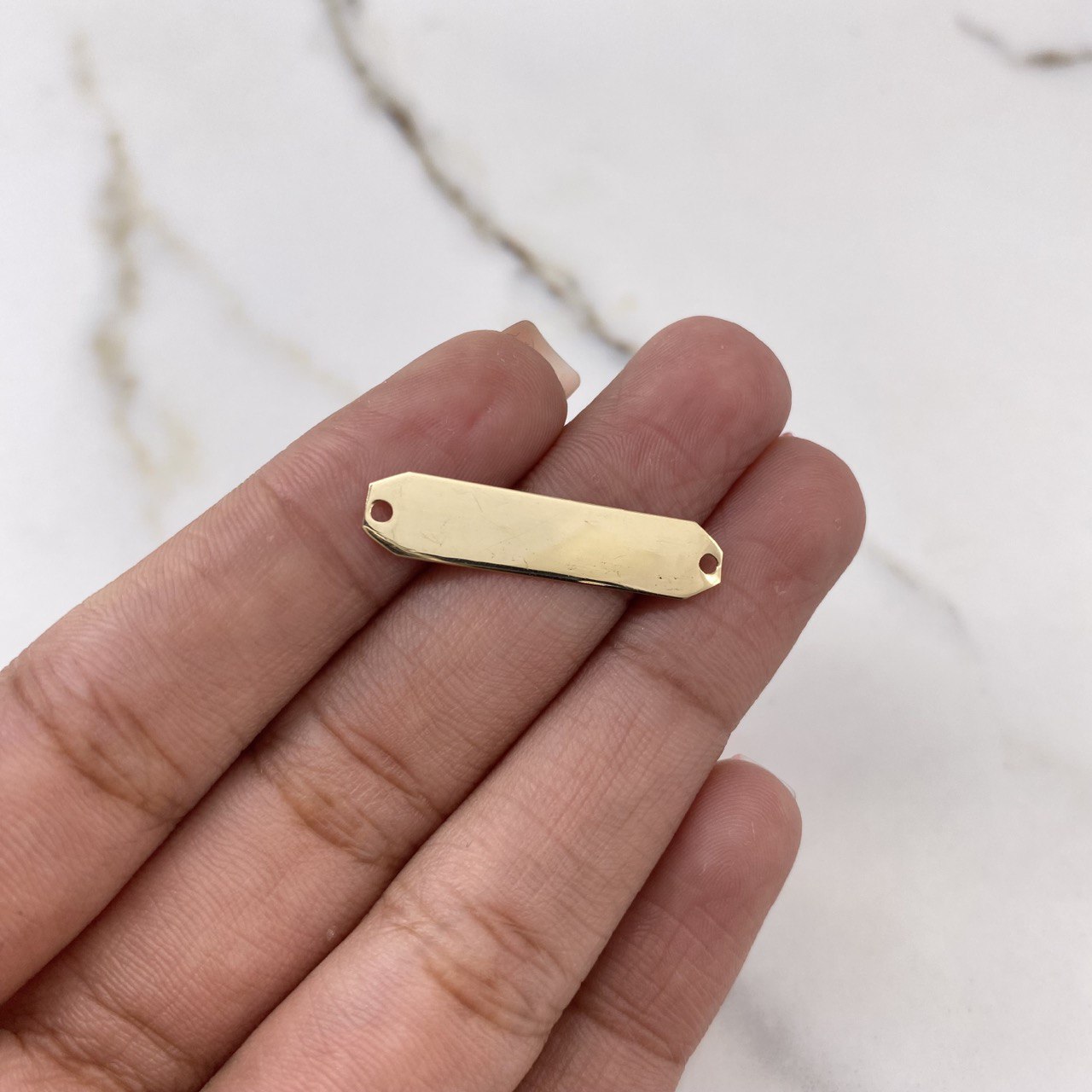 Herraje Placa Octagonal 0.8gr / 2cm / Lisa Oro Amarillo $