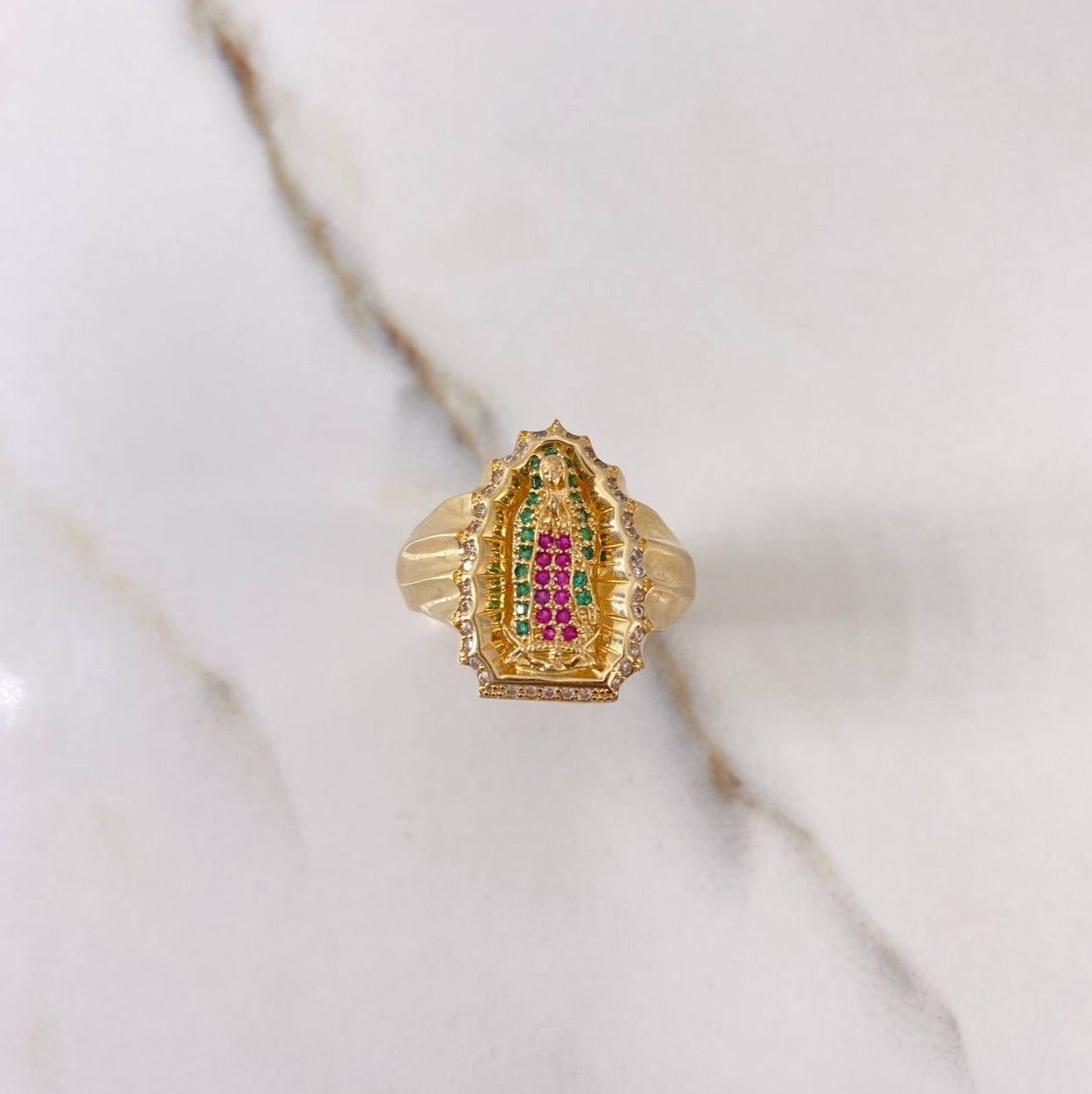 Anillo Virgen de Guadalupe 10.9gr / T9 3/4 / Circones Verdes Fuscias Blancos Oro Amarillo $