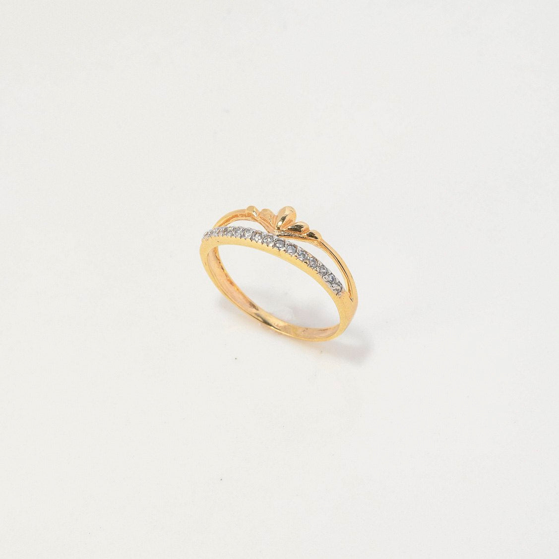 Anillo Tiara Dos Lineas 1.85gr / T6 / Circones Blancos Dos Oros Amarillo Blanco $