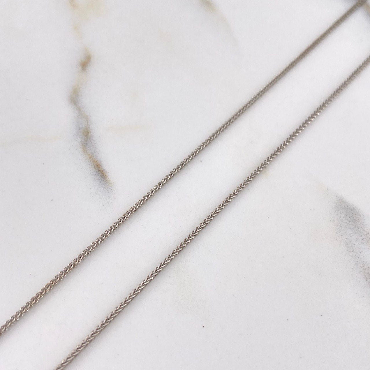 Cadena Franco 1.85gr / 45cm / 1mm Oro Blanco +4 $