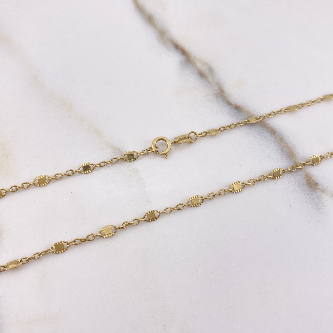 Cadena Aro Seguido 2.65gr / 50cm / 3mm Plana Diamantada Oro Amarillo +3 $