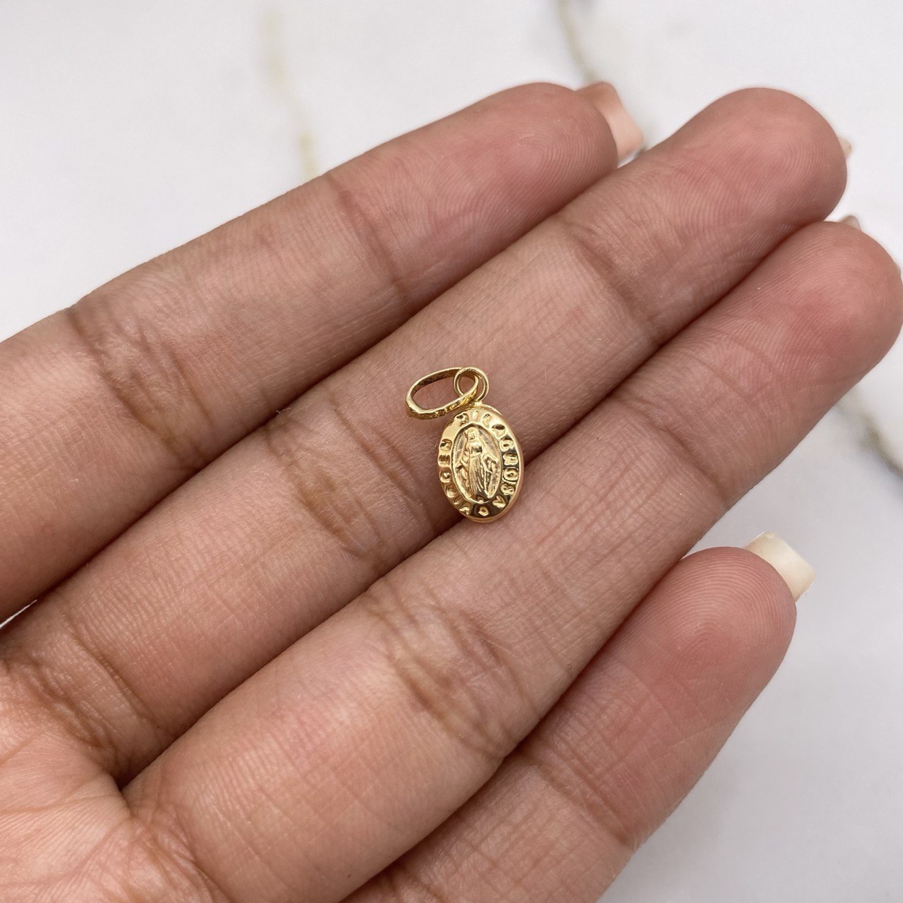 Dije Virgen Milagrosa 0.35gr / 1.3cm / Troquelado Oro Amarillo &