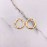 Candongas Lore 1.15gr / 1.5cm / Entorchadas Oro Amarillo $