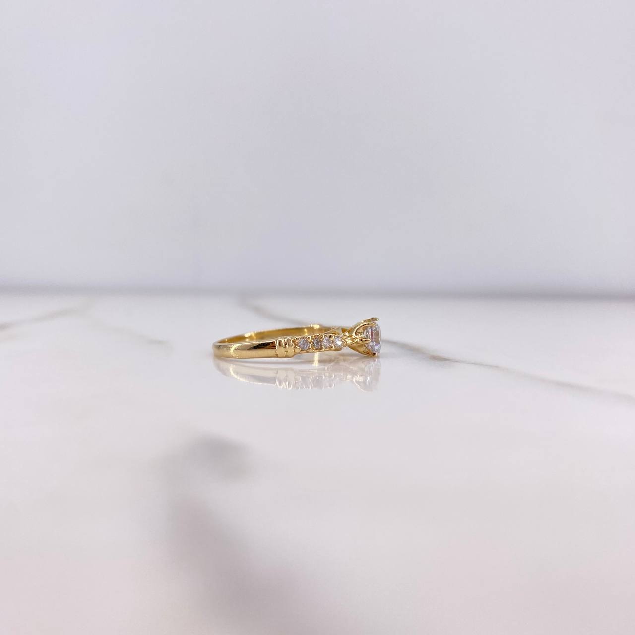 Anillo Solitario Puente 2.45gr / T5 1/2 / Circones Blancos Oro Amarillo &