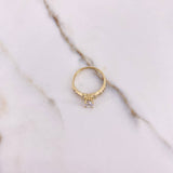Anillo Solitario Churumbela 1.75gr / T5 3/4 / Circones Blancos Oro Amarillo &