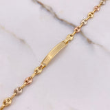 Pulso Bebé GC 2.5gr / 14cm / 4mm Placa Rectangular Bordeada Tres Oros $