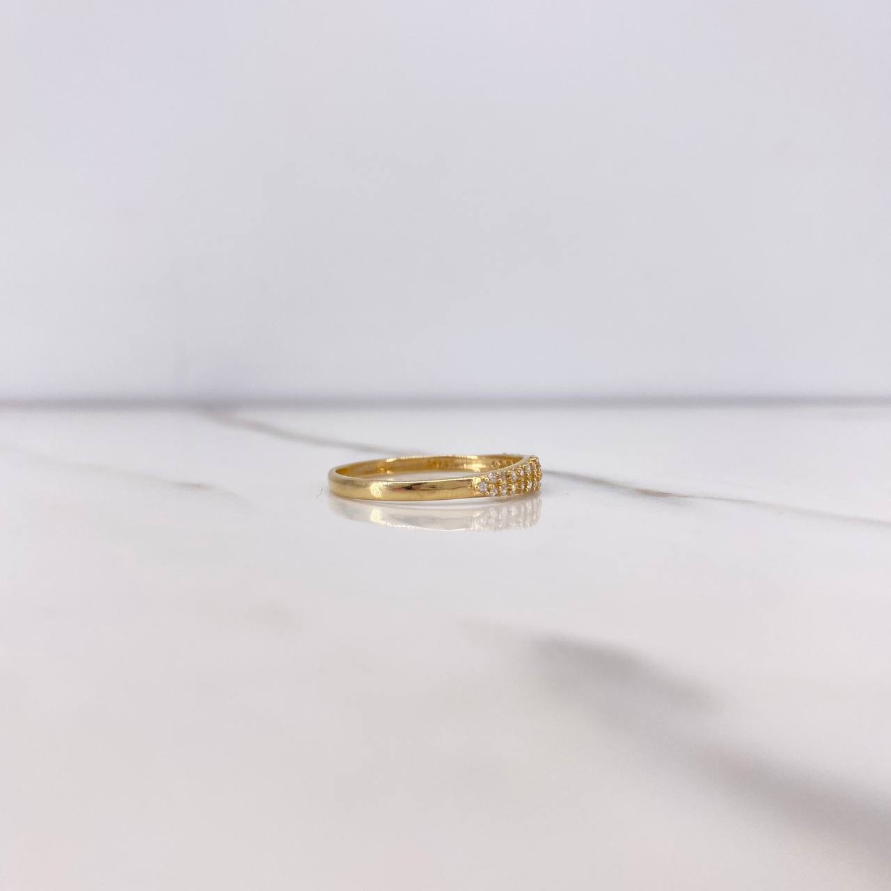 Anillo Churumbela 1.35gr / T6 1/4 / Circones Blancos Oro Amarillo $