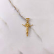 Dije Cristo 3.05gr / 3cm / Circones Blancos Oro Amarillo $