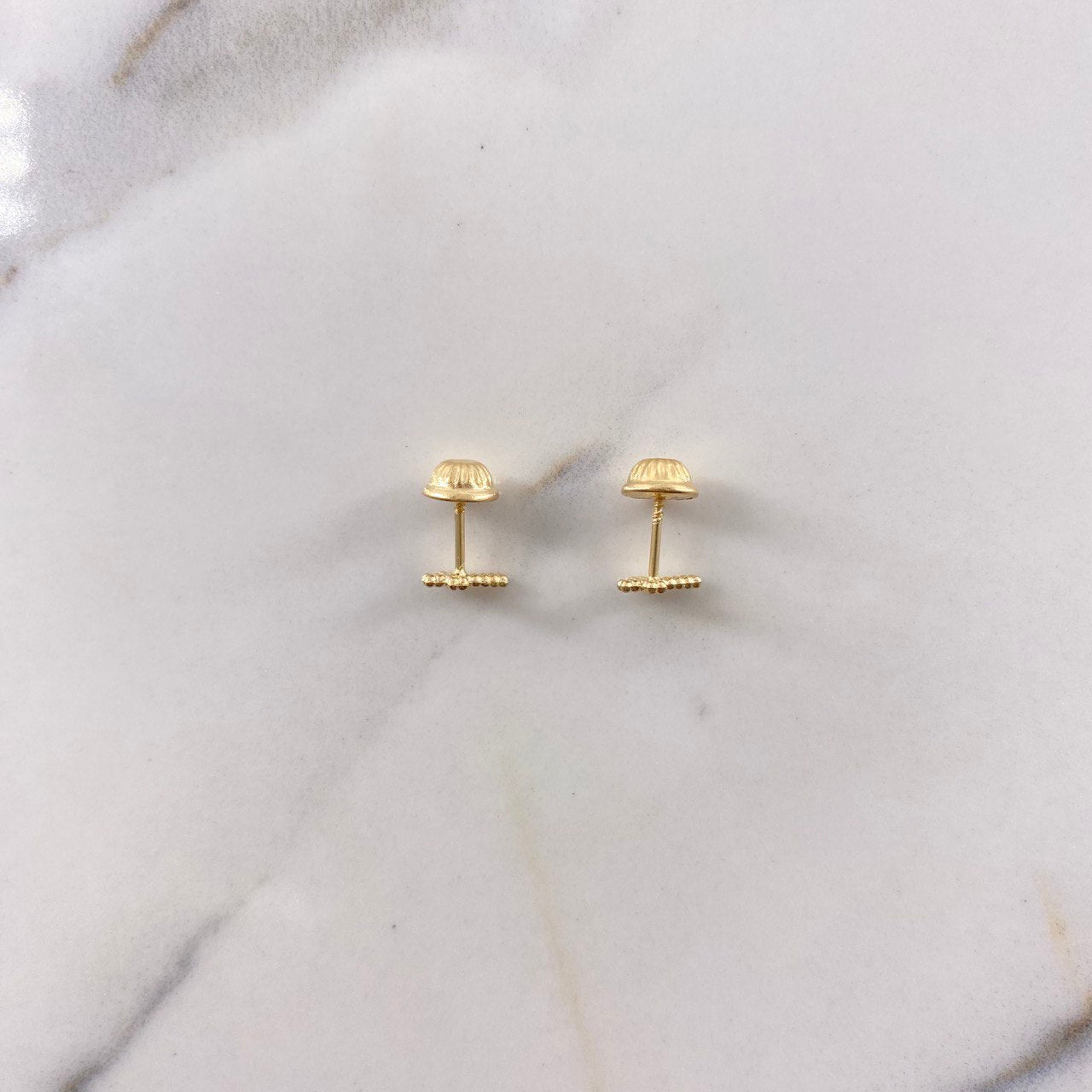 Topos Cruz 0.4gr / Relieve Oro Amarillo &