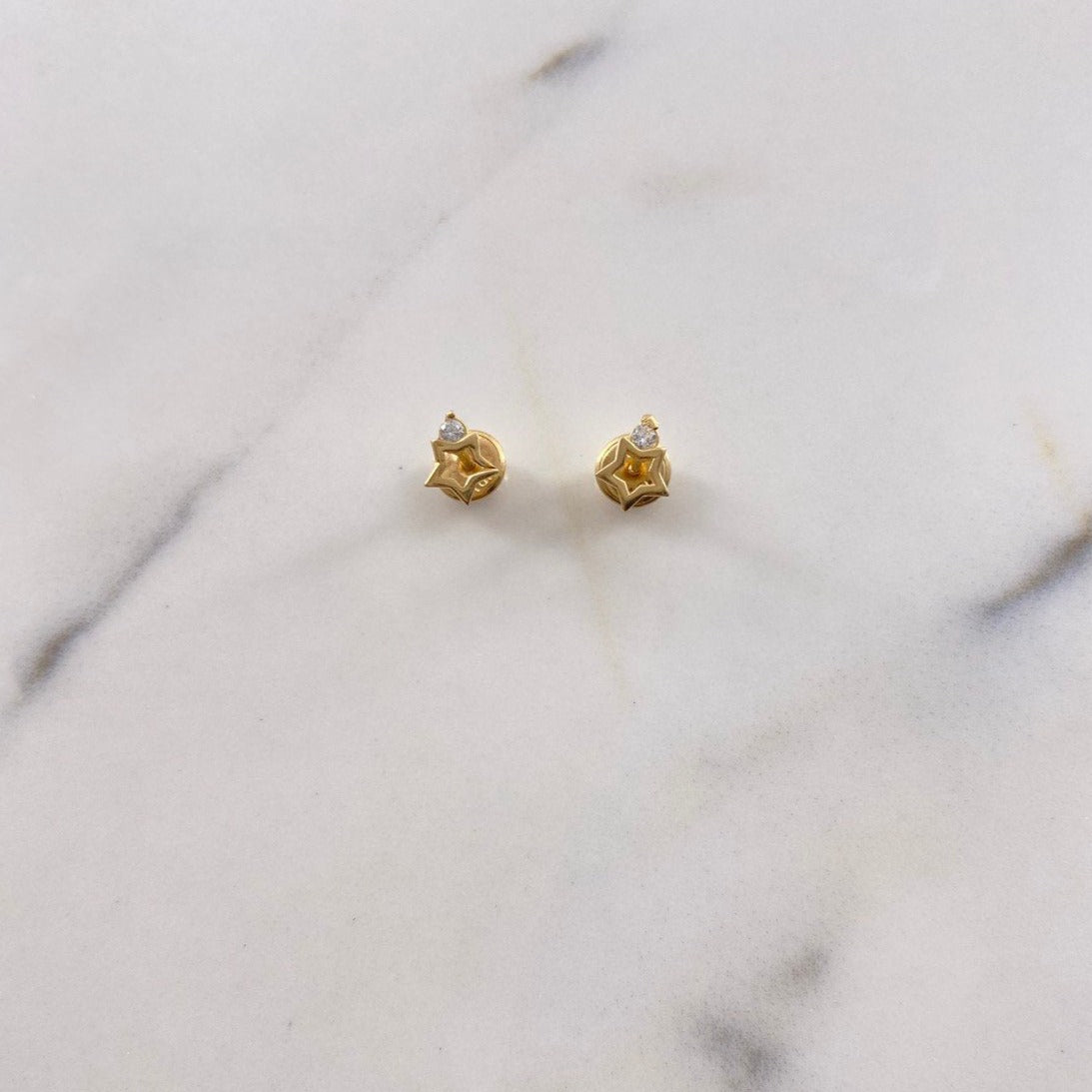 Topos Estrella 0.65gr / Circon Blanco Oro Amarillo &