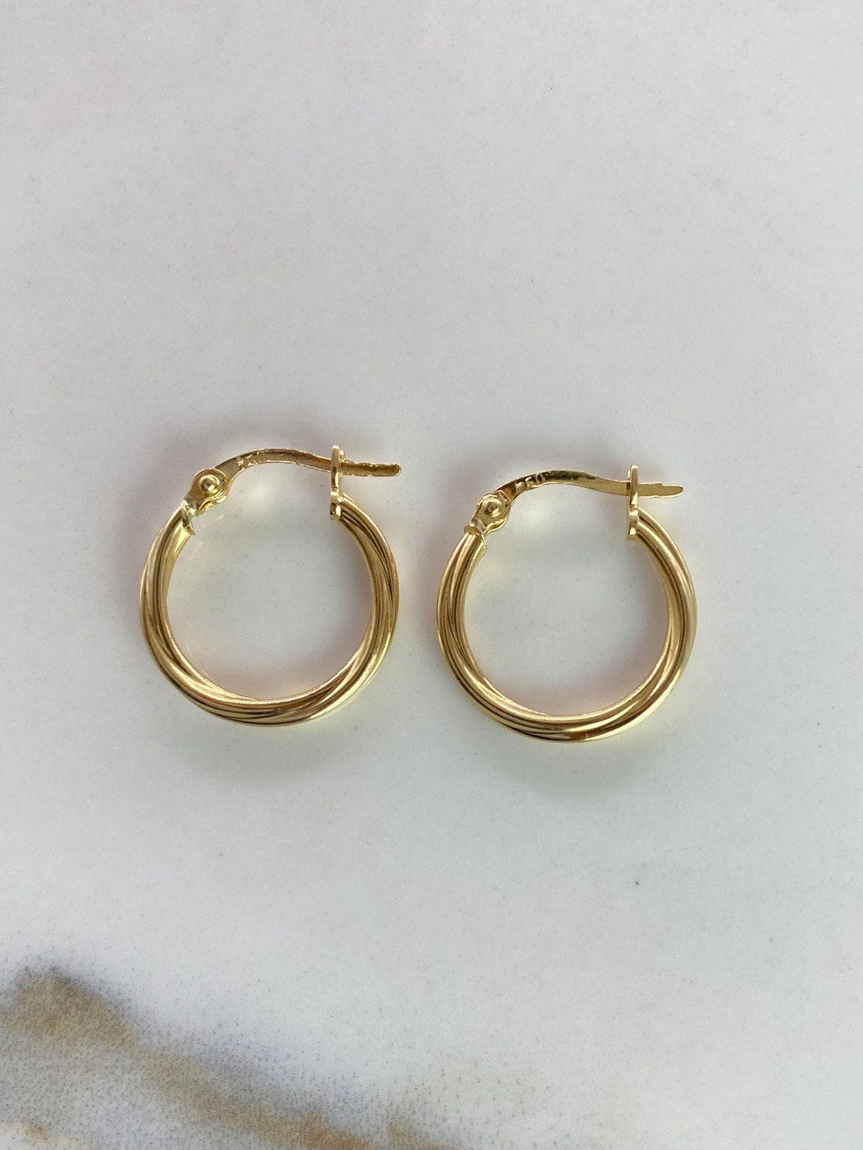 Candongas Lui 1.2gr / 2cm / Rayada Oro Amarillo &