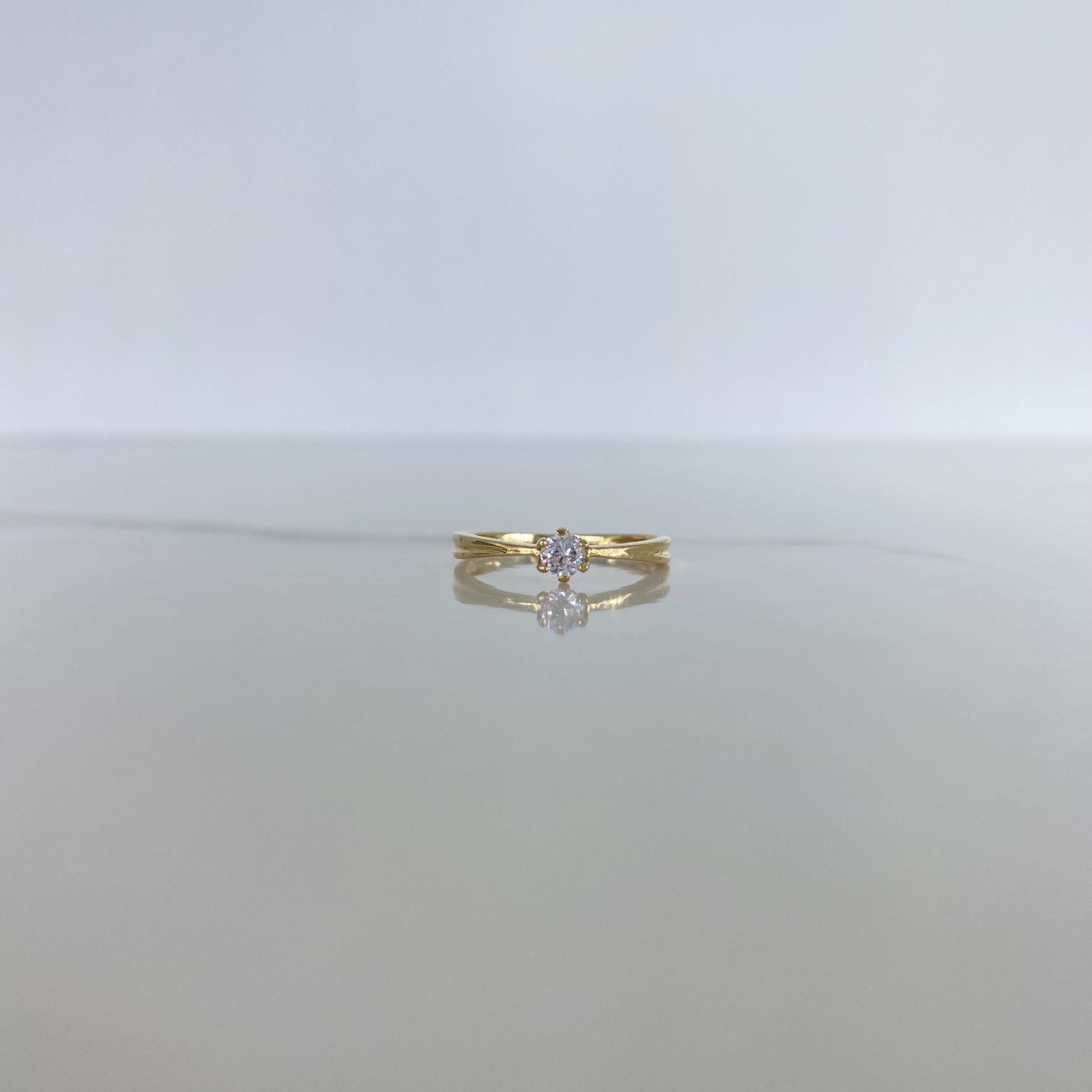 Anillo Solitario Olivo 1.3gr / T6 / Seis Garras Circon Blanco Oro Amarillo &