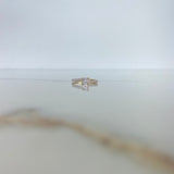 Anillo Linea Invertida 1.6gr / T6 / Solitario Circones Blancos Oro Amarillo &