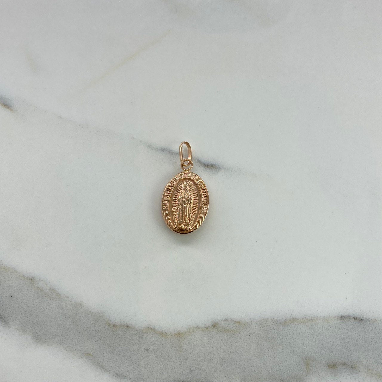 Dije Virgen de Guadalupe 0.9gr / 2.8cm / Troquelado Oro Rosa &