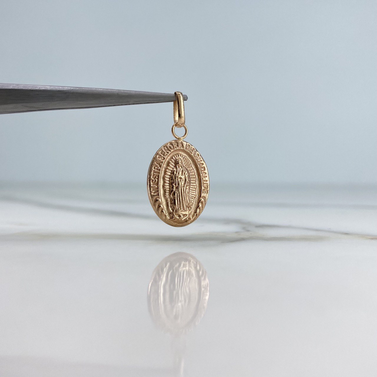 Dije Virgen de Guadalupe 0.9gr / 2.8cm / Troquelado Oro Rosa &