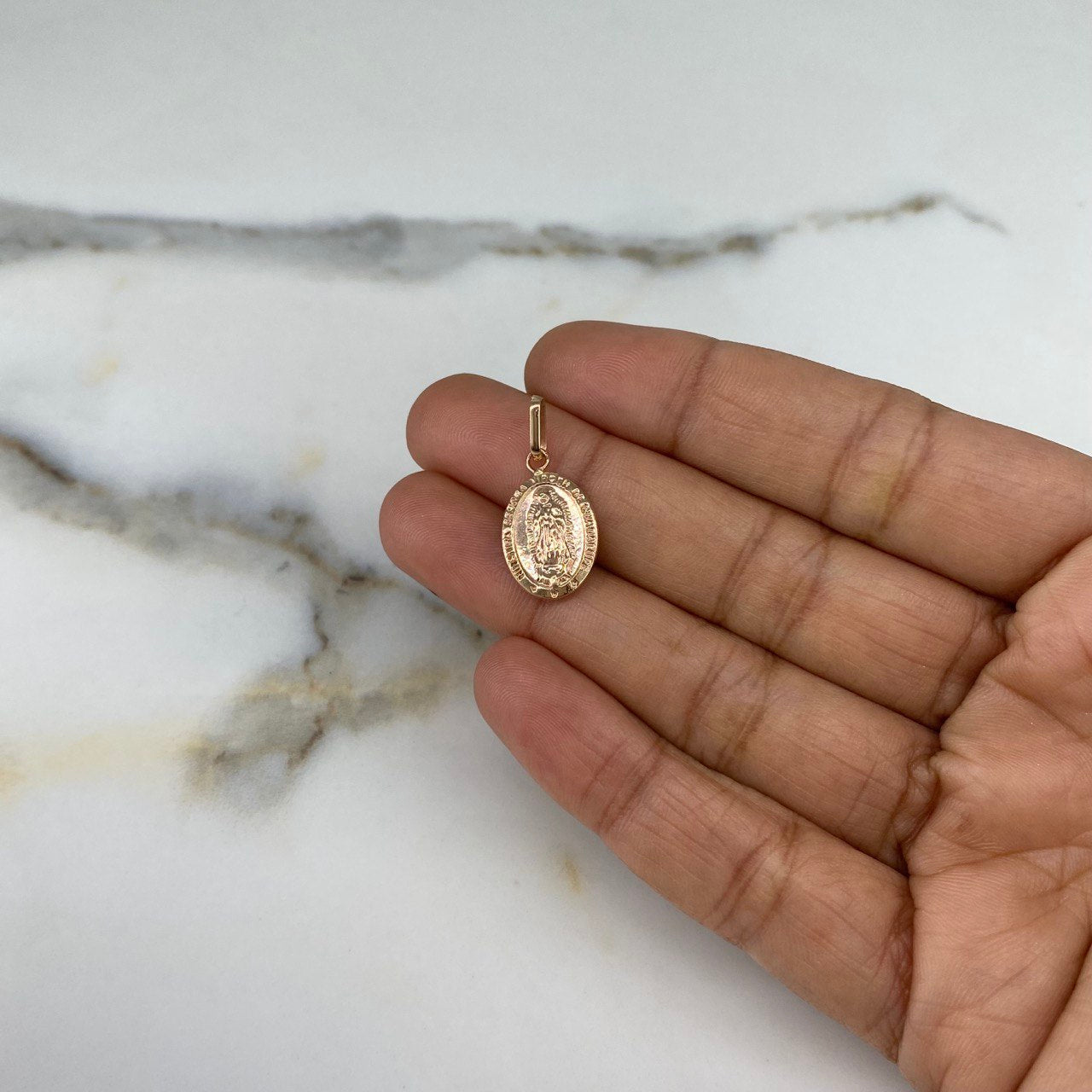 Dije Virgen de Guadalupe 0.65gr / 2.5cm / Troquelado Oro Rosa &