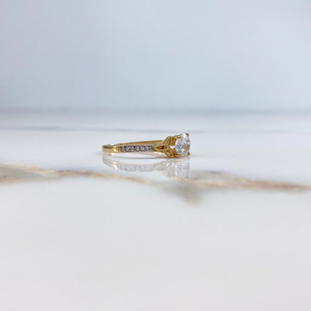 Anillo Halo 1.75gr / T7 1/4 / Circones Blancos Oro Amarillo &
