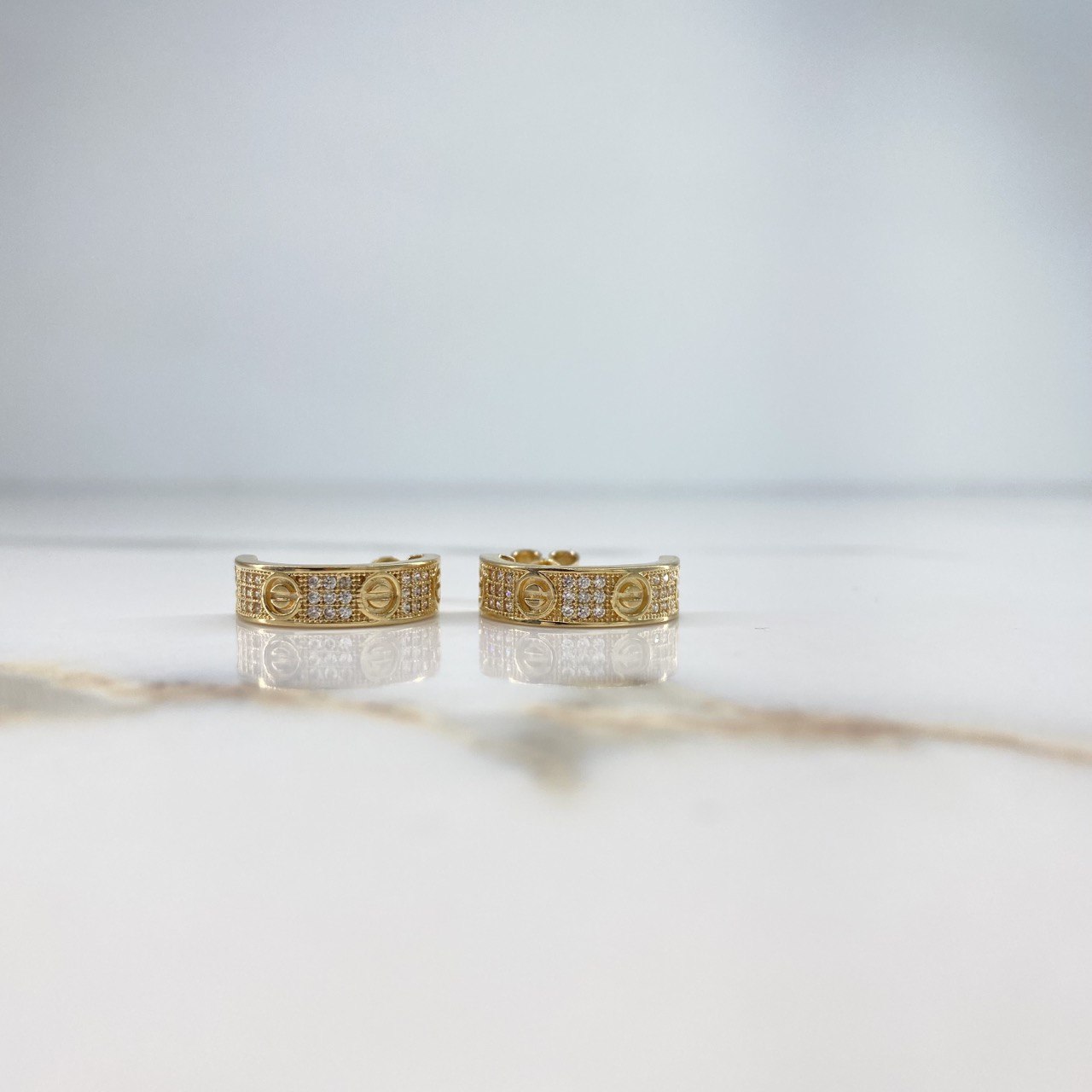 Candongas Tornillo 4.5gr / 2.7cm / Circones Blancos   Oro Amarillo &