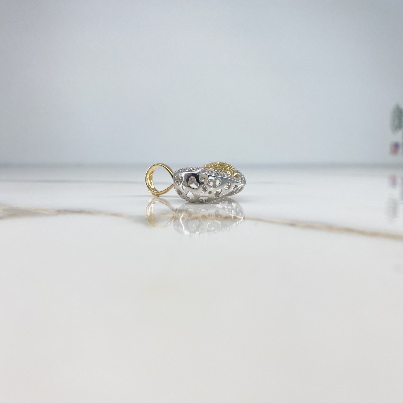 Dije Corazon  6.8gr / 3.2cm / Circones Blancos   Dos Oros Amarillo Blanco (Oferta) &