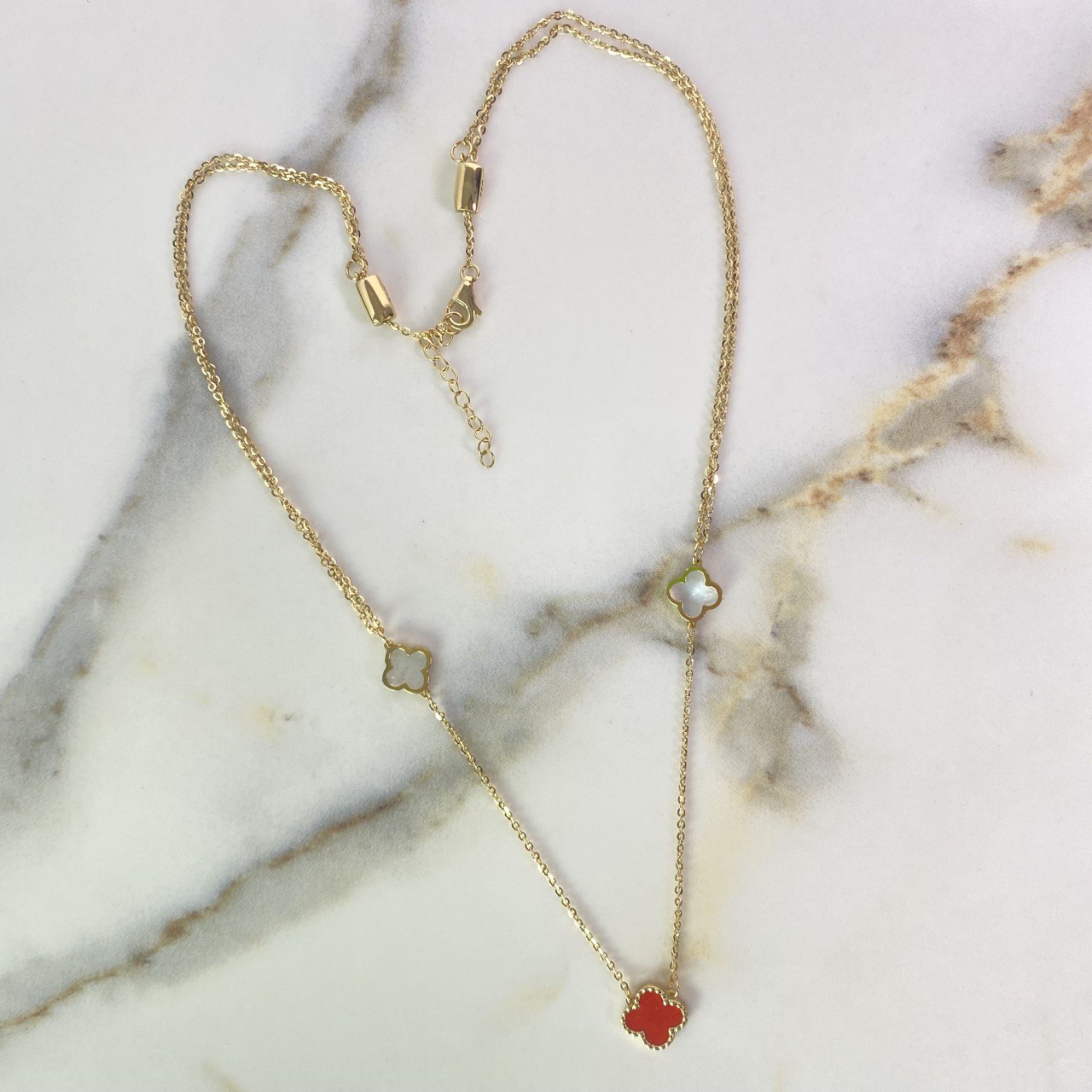 Cadena Aro Seguido Treboles 4.25gr / 45cm / 1.1mm Nacar Blancos Ámbar Rojo Oro Amarillo +4 $