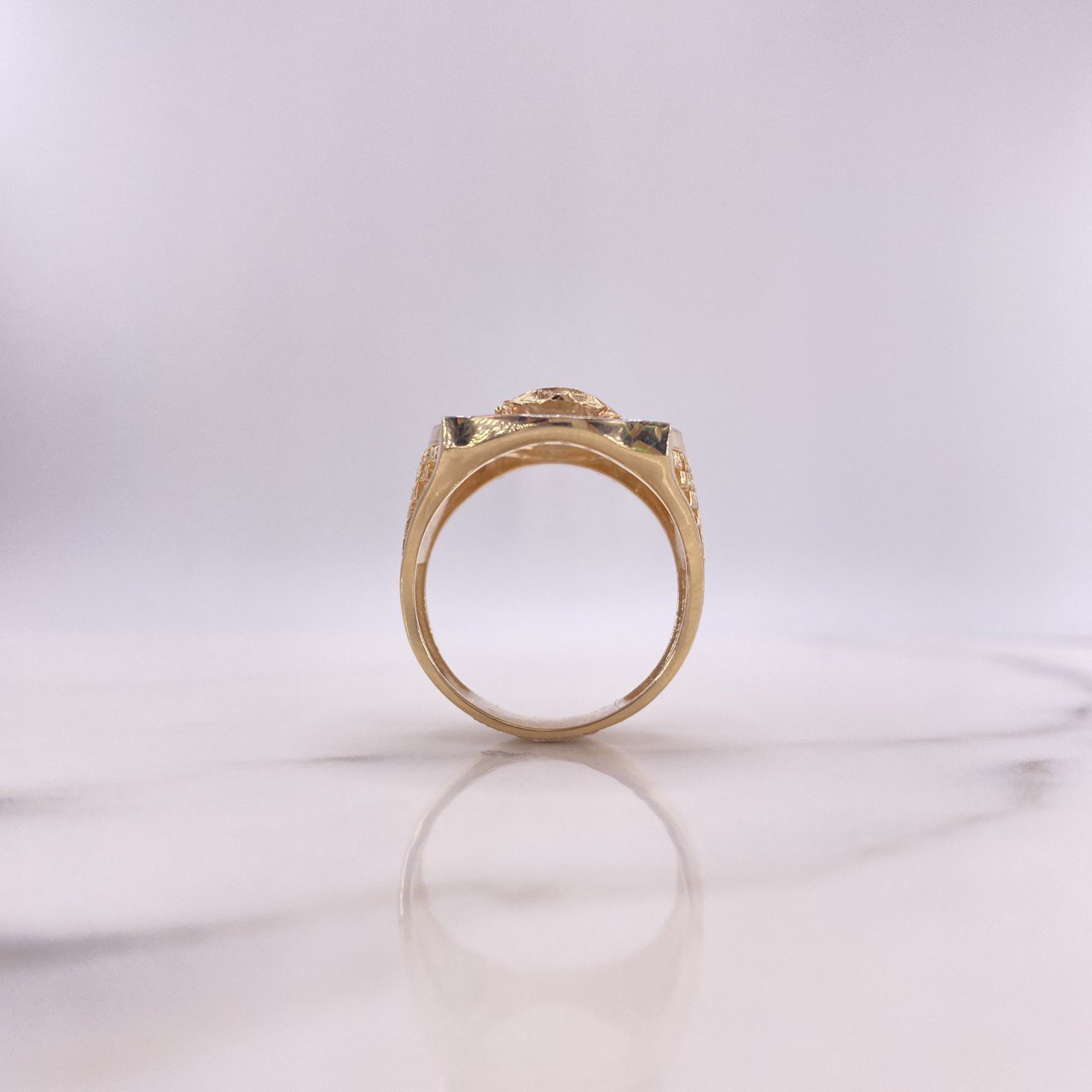Anillo Virgen de Guadalupe 12.1gr / T9 1/2 / Circones Blancos Verdes Fucsias Tres Oros $
