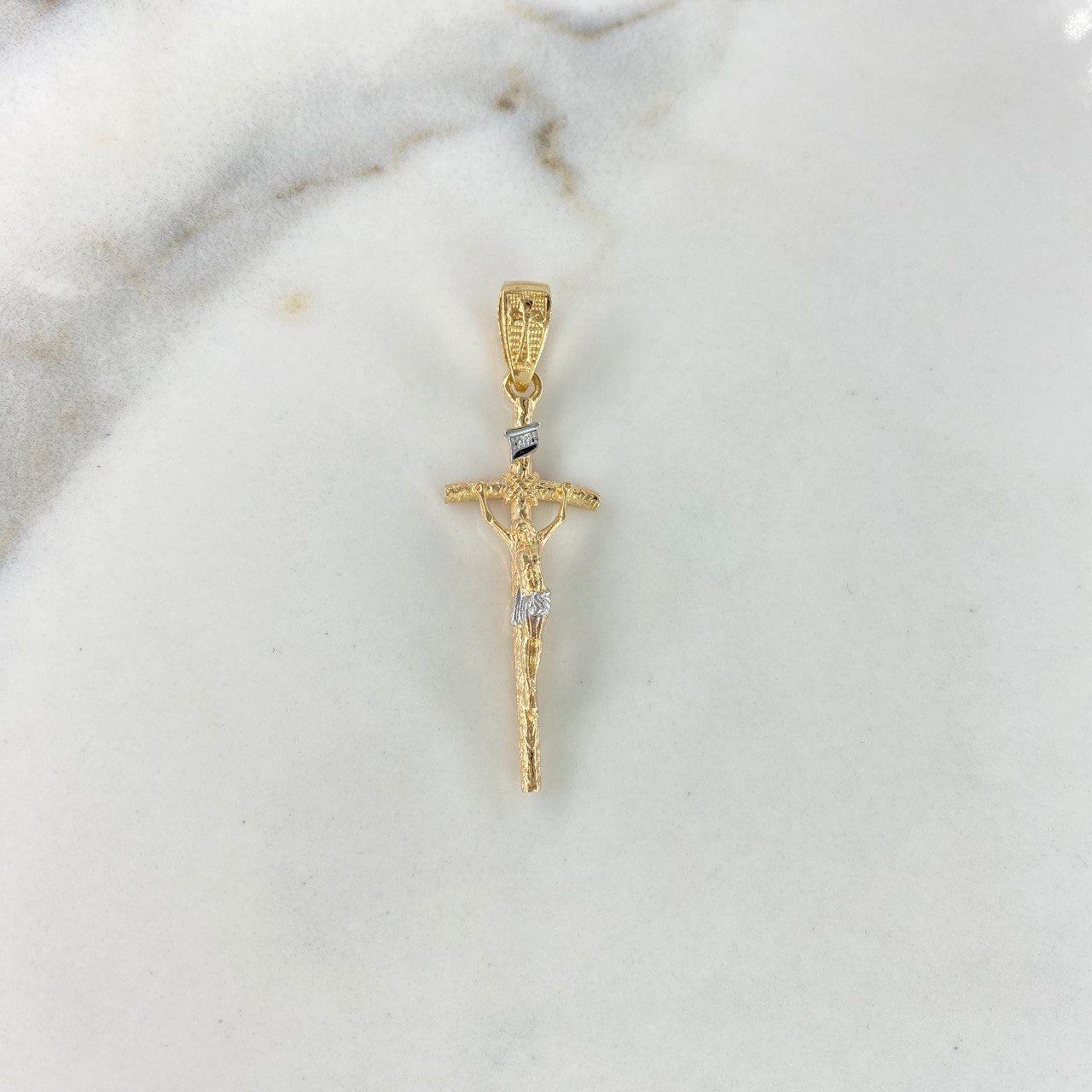 Dije Cruz Cristo 2.55gr / 4.2cm / Dos Oros Amarillo Blanco $