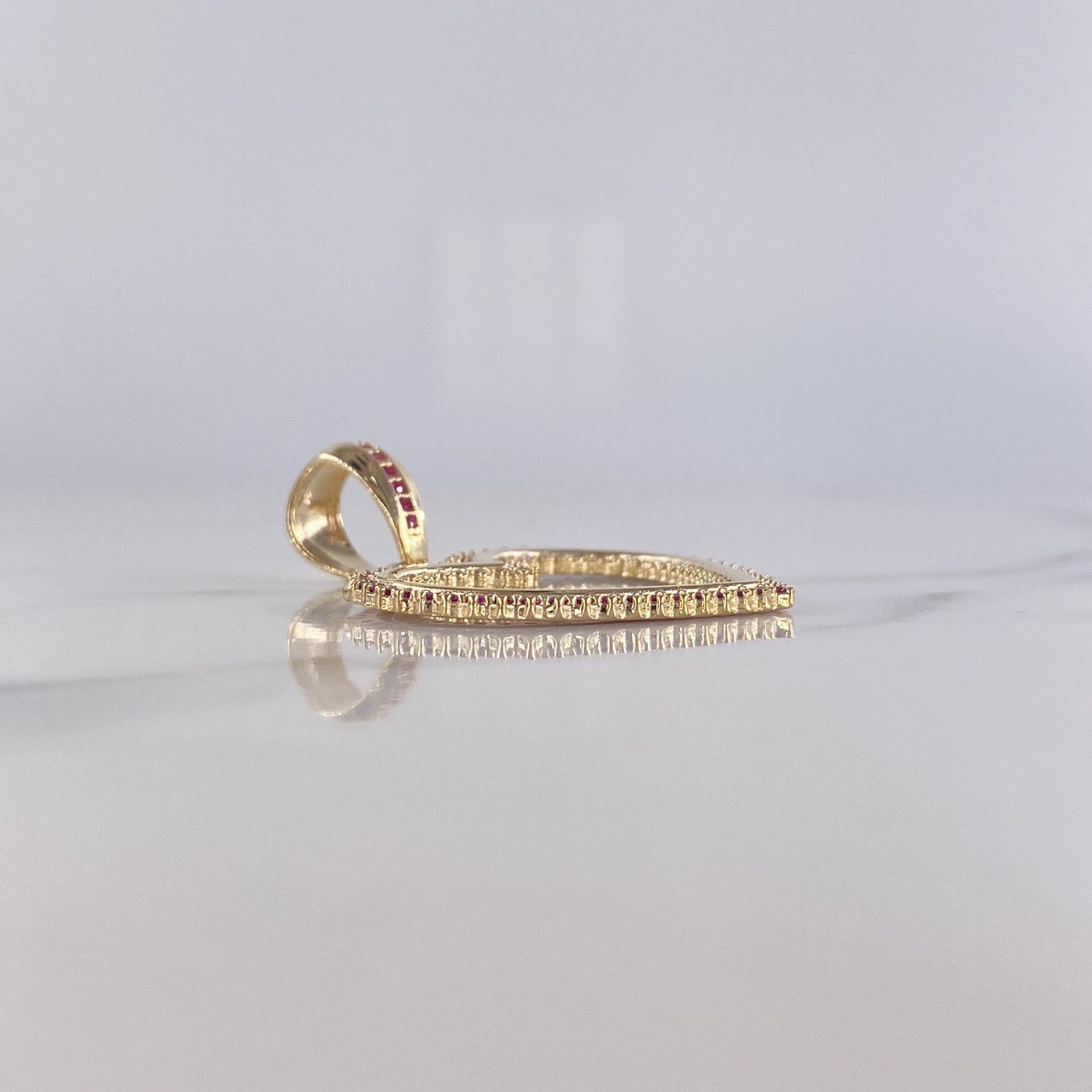 Dije Corazon 6.05gr / 3.5cm / Circones Blancos Fucsias Oro Amarillo $