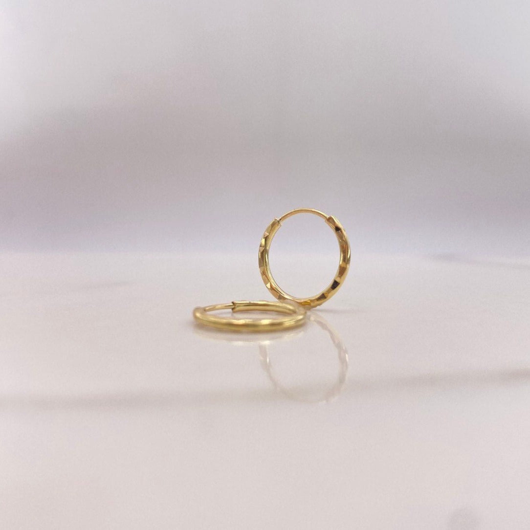 Candongas Kathe 0.6gr / 1cm / Diamantado Oro Amarillo $