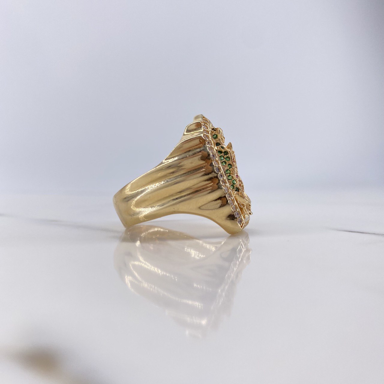 Anillo Virgen de Guadalupe 12.4gr / T12 1/4 / Circones Blancos-Fucsias-Verdes Oro Amarillo $