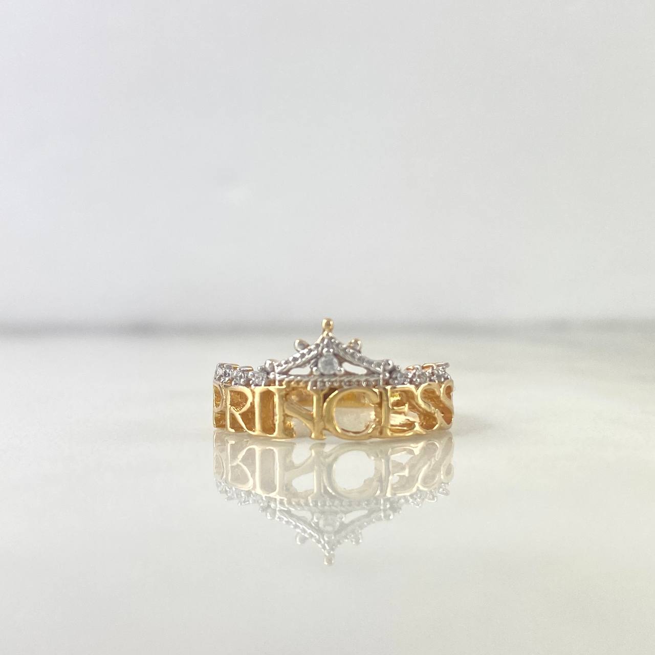 Anillo Princess 3.25gr / T6 1/4 / Circones Blancos Dos Oros Amarillo Blanco $