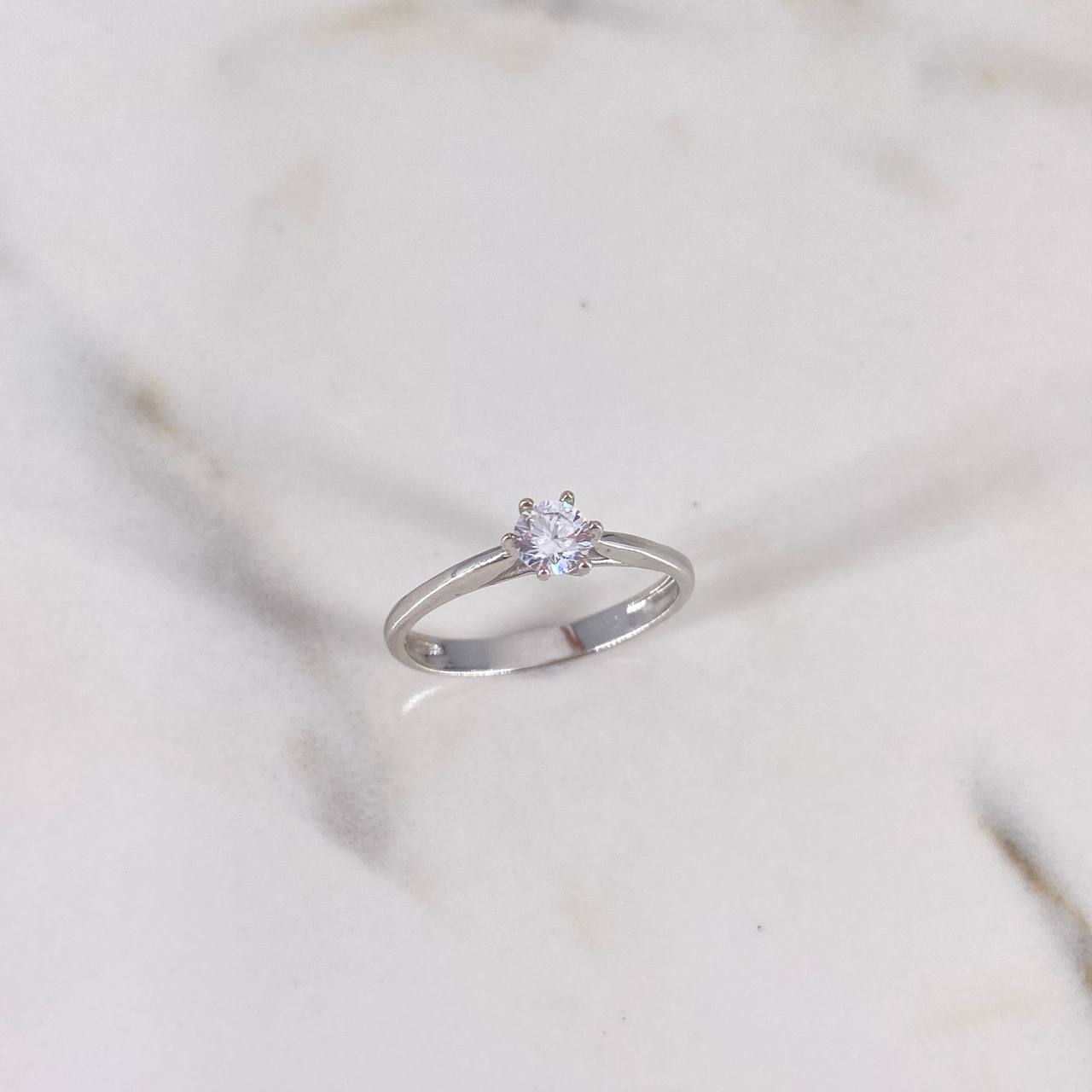 Anillo Solitario Arco 2.05gr / T7 1/2 / Circon Blanco Oro Blanco $