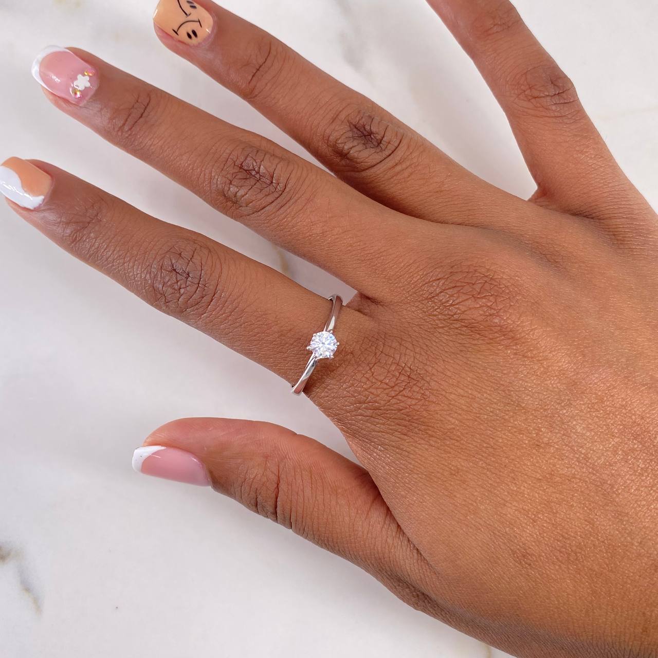 Anillo Solitario Arco 2.05gr / T7 1/2 / Circon Blanco Oro Blanco $