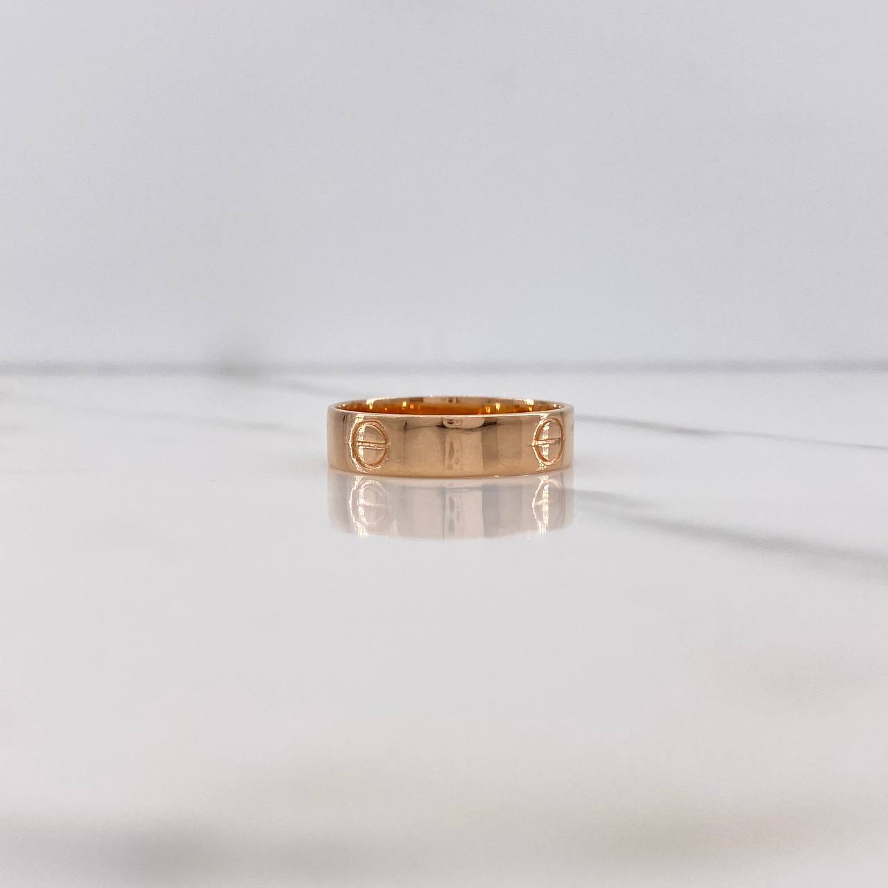 Anillo Argolla Tornillo 3.45gr / T7 3/4 / Oro Rosa $