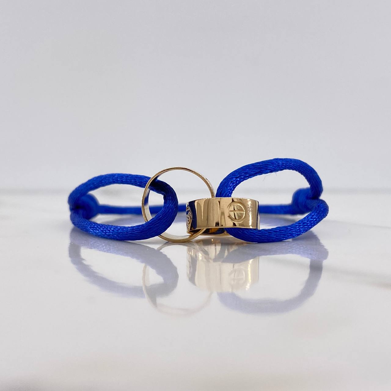 Pulsera Azul Tornillo 2.75gr / Oro Amarillo $
