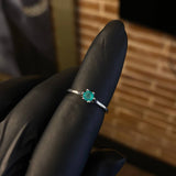 Solitario Basteado 1.6gr T5 Anillo Esmeralda 30pts Oro Blanco (Joya)*