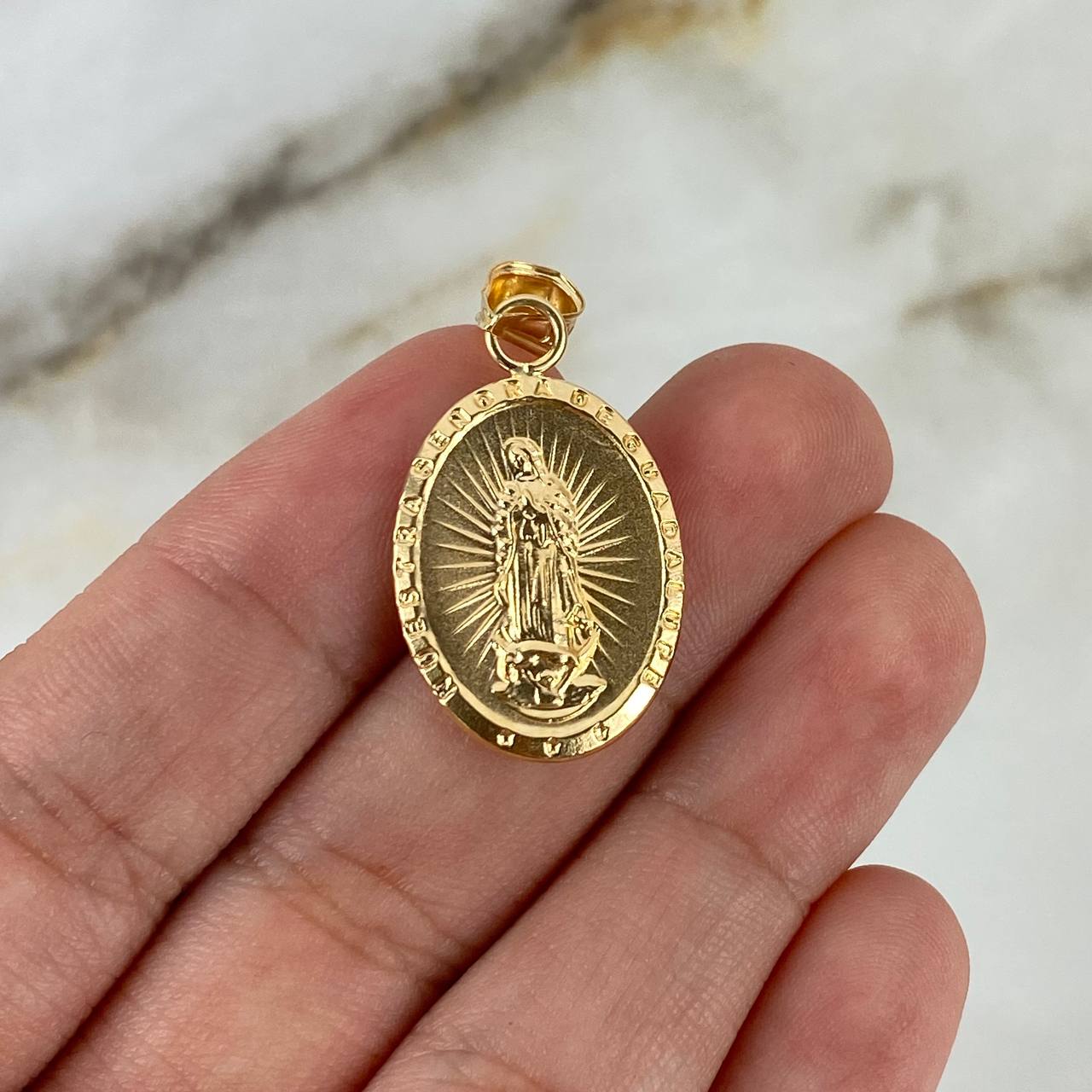 Dije Virgen de Guadalupe 1.5gr / 3.2cm Troquelado Oro Amarillo