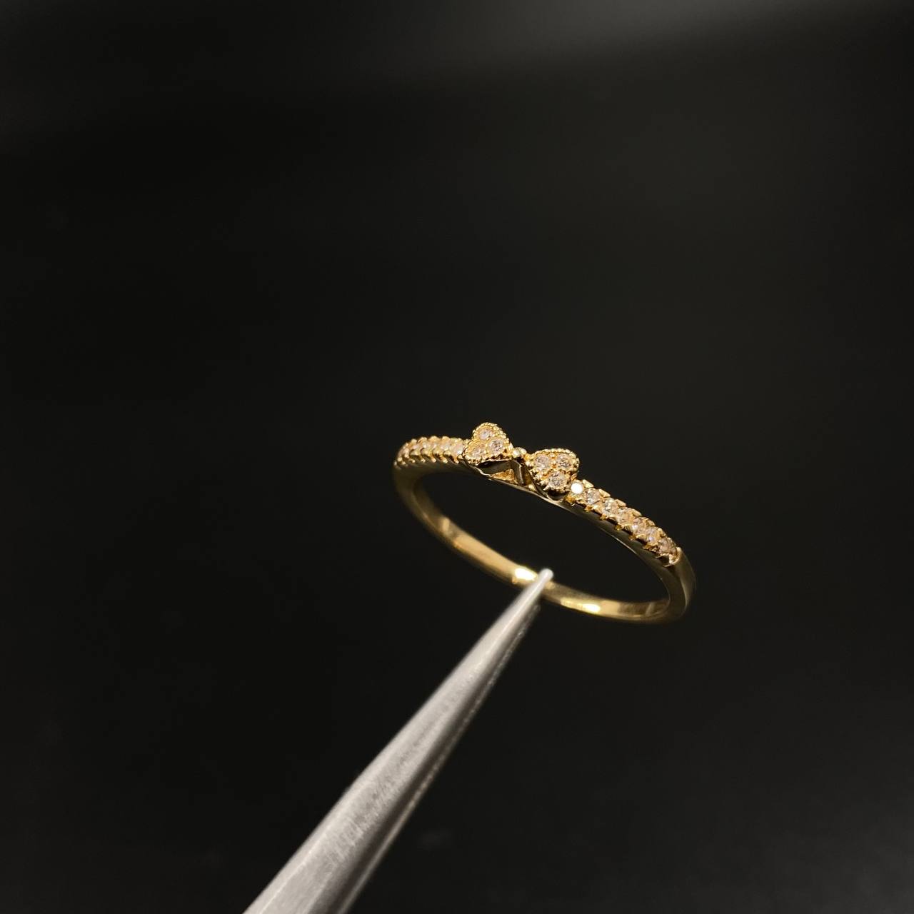 Anillo Corbatin  2.3gr / T8 3/4 / Circones Blancos  Oro Amarillo&