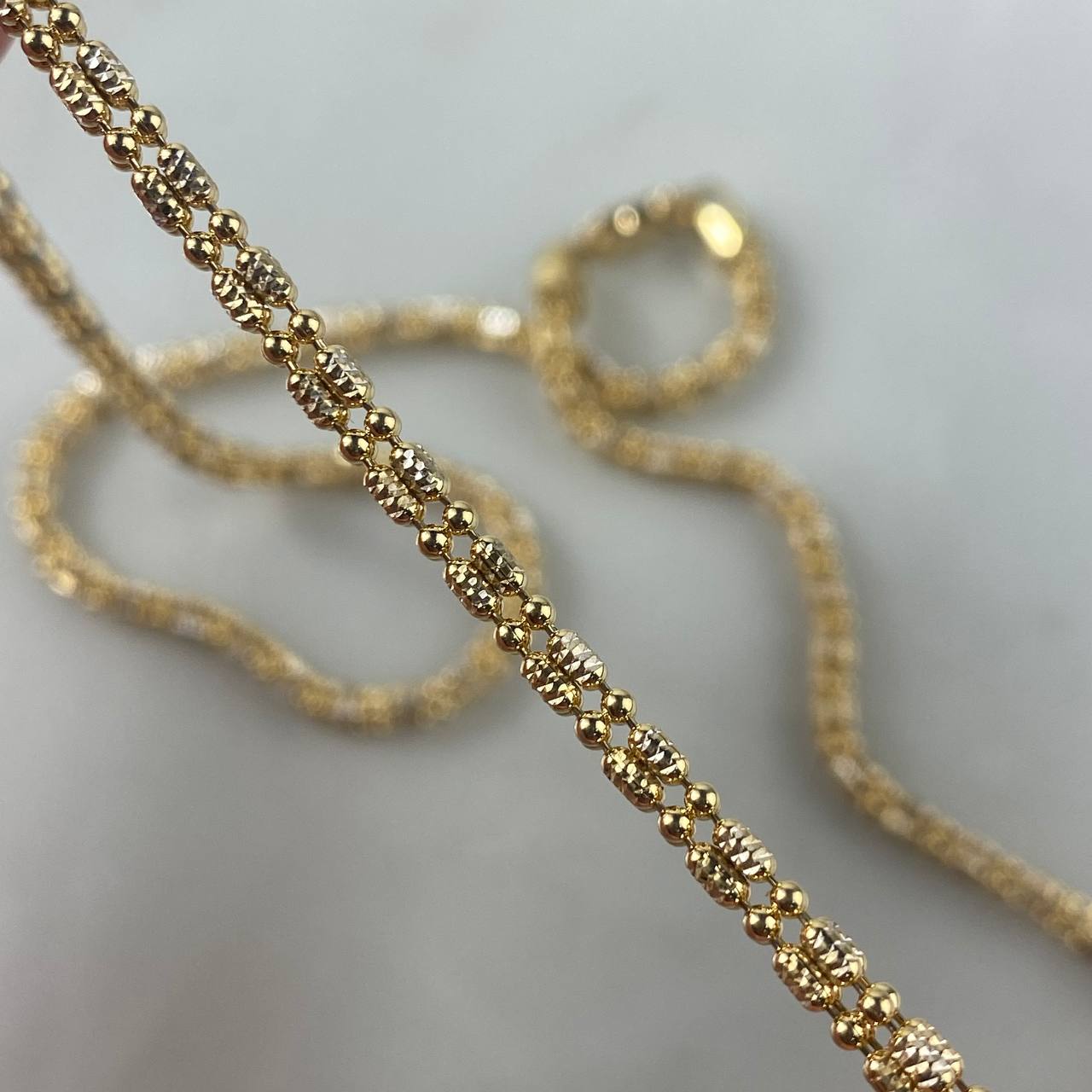 Cadena Ice 21.3gr / 60cm / 2.9mm Diamantada Dos Oros Amarillo Blanco +3