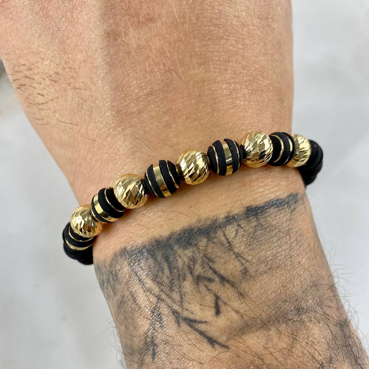 Pulsera Negra Neo-Segmentada 4.4gr / 19cm-28cm / 4mm-8mm Bolas Diamantadas Oro Amarillo (Oferta)