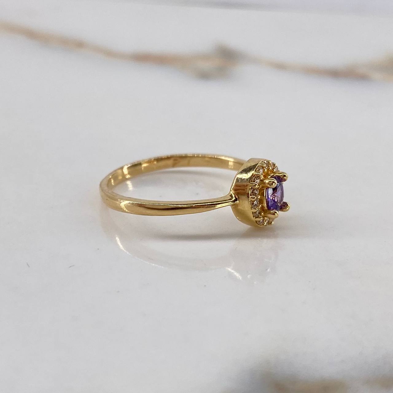 Anillo Halo  2.25gr / T6 1/2 Circones Blancos Morados Oro Amarillo$