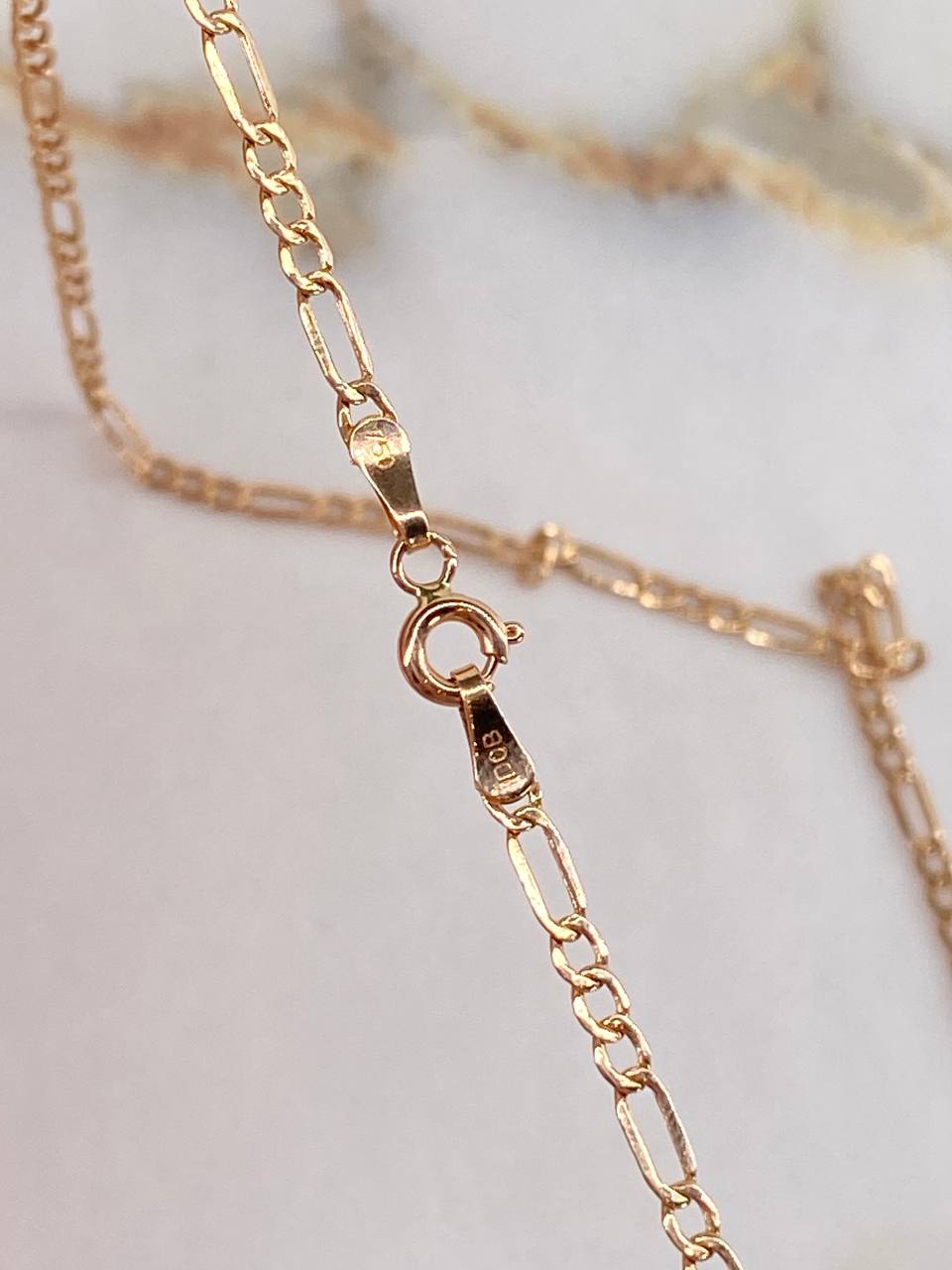 Cadena Figaro 2.6gr / 50cm / 2.4mm Oro Rosa +1 $