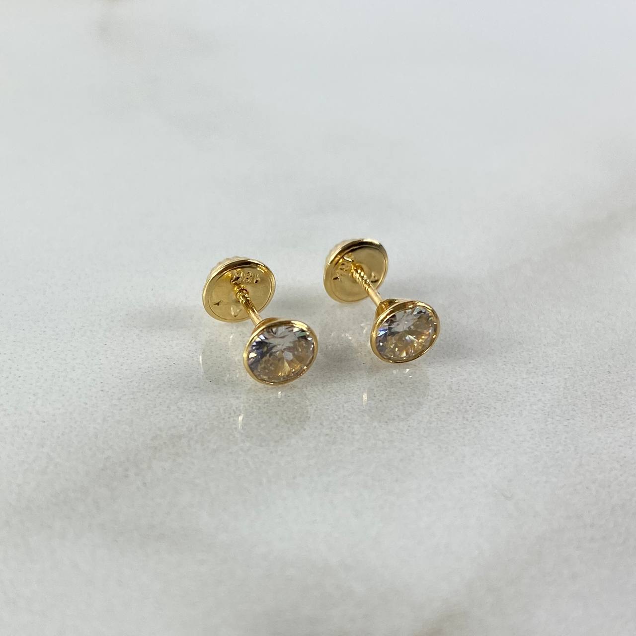 Topos Bisel 0.75gr / 5mm Circon Blanco Oro Amarillo (Joya) ©